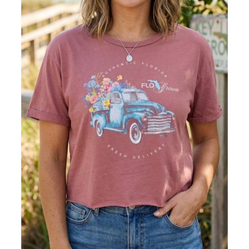 Flogrown truck in flowers T-Shirt  floral car  tee Color Pink  Size Plus 2X NWT